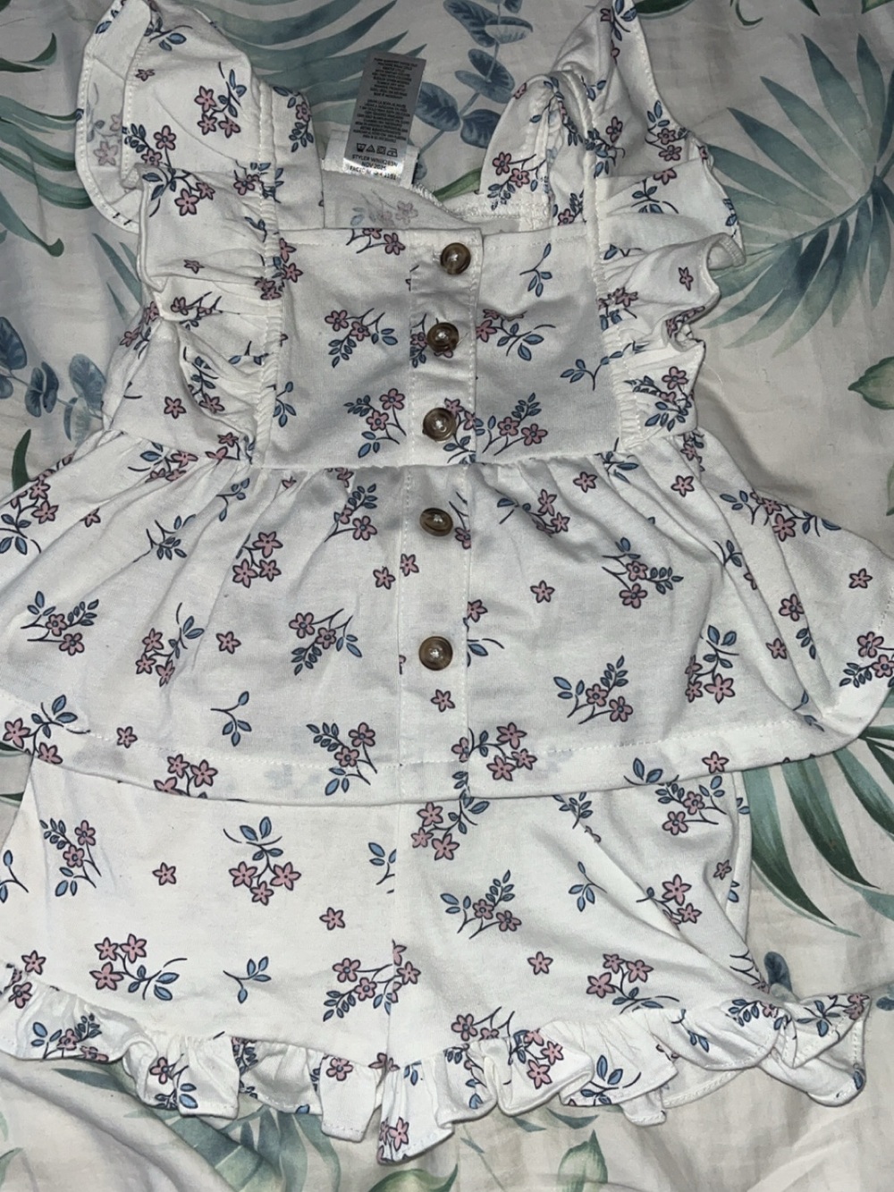 Nicole Miller White Floral Ruffle Tank Top & Shorts Set